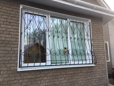 Образец установки решетки металлической дутой РД20