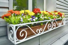 Создание металлического цветника 6 на окно