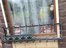 Образец установки цветника 12 ;