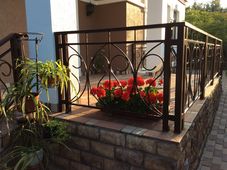 Процесс создания кованого ограждения КГ273 в Москве