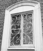 Создание решетки металлической кованной РК09 на окно - изображение